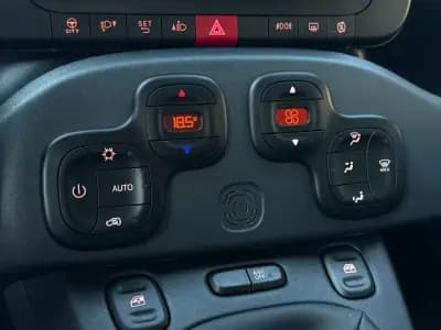 Vendo Fiat Panda 2024 - 14750 EUR, 18000 km - AUTO.MOTO.pt