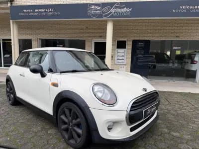 Vendo MINI 2015 - 14900 EUR, 140000 km - AUTO.MOTO.pt