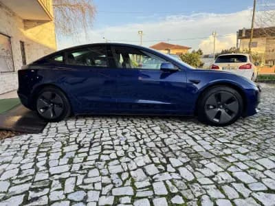 Vendo Tesla Model 3 2021 - 26500 EUR, 105000 km - AUTO.MOTO.pt