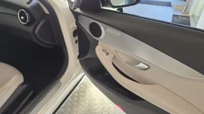 Sell Mercedes-Benz C 350 2015 - 22500 EUR, 187084 km - AUTO.MOTO.pt