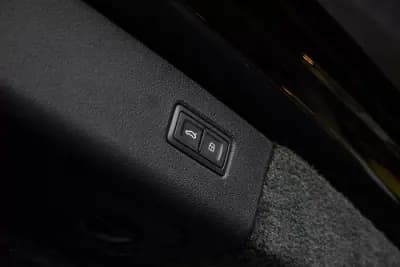 Sell Bentley Bentayga 2022 - 230000 EUR, 70942 km - AUTO.MOTO.pt