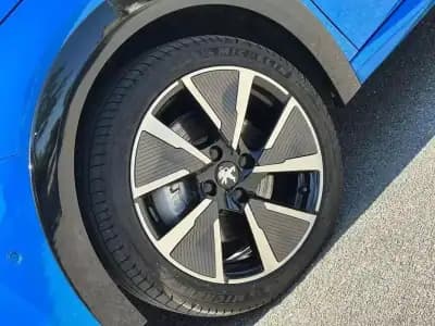 Vendo Peugeot e-208 2020 - 17500 EUR, 77000 km - AUTO.MOTO.pt