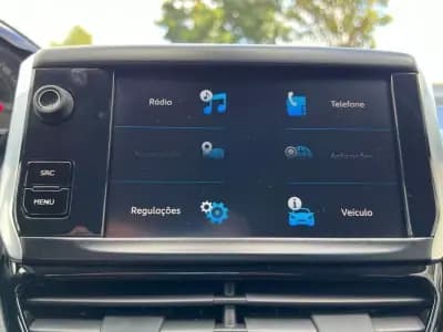 Sell Peugeot 208 2019 - 10450 EUR, 84000 km - AUTO.MOTO.pt