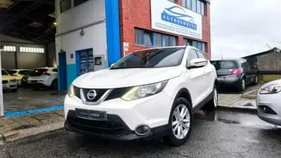Sell Nissan Qashqai 2015 - 14300 EUR, 140000 km - AUTO.MOTO.pt