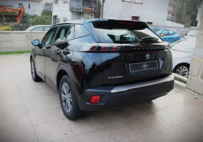 Vendo Peugeot e-2008 2020 - 19450 EUR, 41900 km - AUTO.MOTO.pt