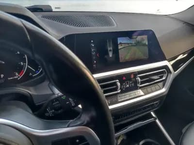 Vendo BMW 318 2020 - 26500 EUR, 166500 km - AUTO.MOTO.pt