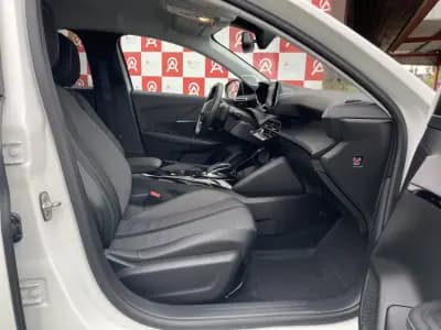 Sell Peugeot e-208 2021 - 18490 EUR, 44305 km - AUTO.MOTO.pt