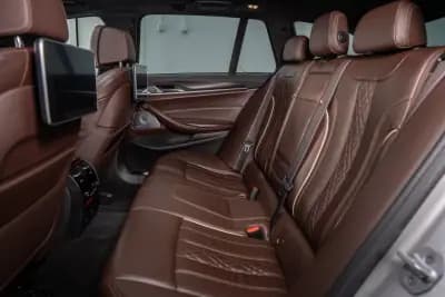 Vendo BMW 550 2019 - 65950 EUR, 141950 km - AUTO.MOTO.pt