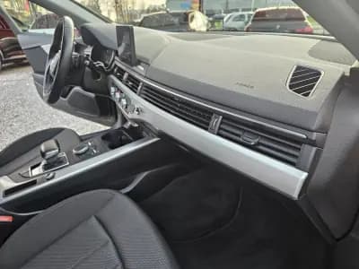 Vendo Audi A4 Avant 2018 - 22800 EUR, 104924 km - AUTO.MOTO.pt