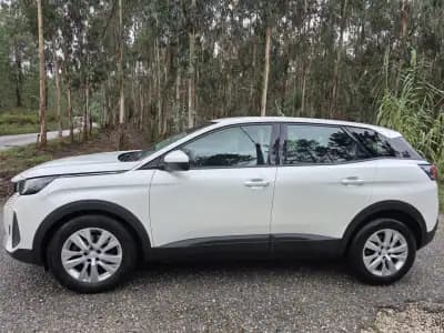 Vendo Peugeot 3008 2021 - 21900 EUR, 148000 km - AUTO.MOTO.pt