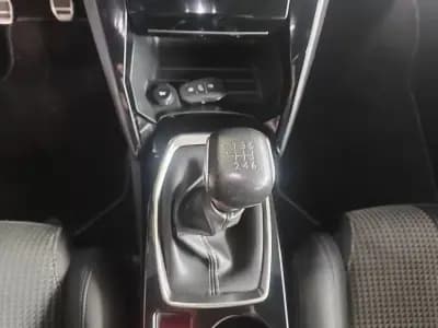 Sell Peugeot 208 2020 - 13750 EUR, 61000 km - AUTO.MOTO.pt