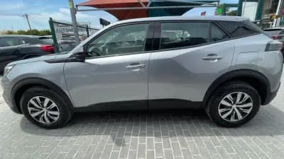 Vendo Peugeot 2008 2023 - 19750 EUR, 69580 km - AUTO.MOTO.pt