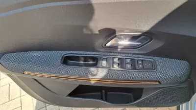 Sell Dacia Sandero 2022 - 14900 EUR, 110660 km - AUTO.MOTO.pt