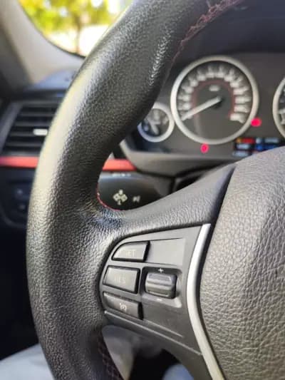 Vendo BMW 320 2013 - 15980 EUR, 161500 km - AUTO.MOTO.pt