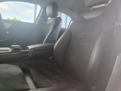 Vendo Mercedes-Benz A 220 Limousine 2020 - 30900 EUR, 30000 km - AUTO.MOTO.pt