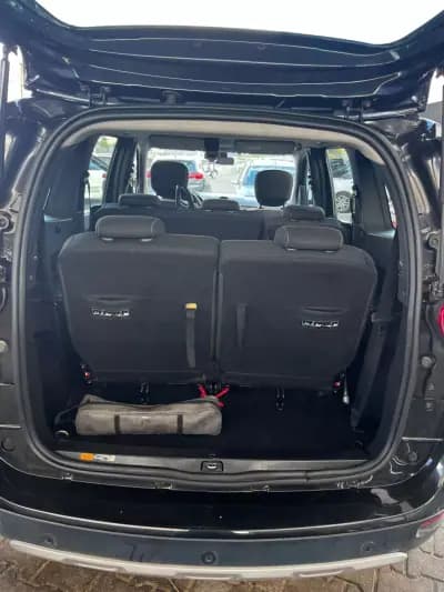 Sell Dacia Lodgy 2022 - 14900 EUR, 175000 km - AUTO.MOTO.pt