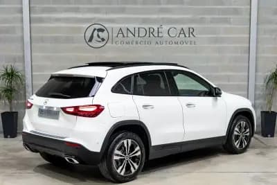 Vendo Mercedes-Benz GLA 250 2024 - 40950 EUR, 31091 km - AUTO.MOTO.pt