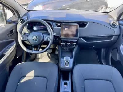 Vendo Renault Zoe 2020 - 15000 EUR, 25000 km - AUTO.MOTO.pt