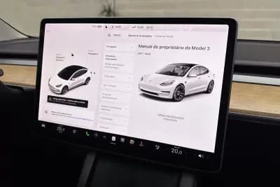 Vendo Tesla Model 3 2021 - 25450 EUR, 58710 km - AUTO.MOTO.pt