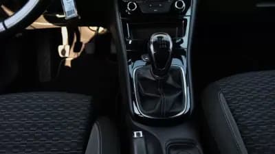 Vendo Opel Astra Sports Tourer 2020 - 12999 EUR, 97000 km - AUTO.MOTO.pt