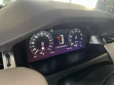 Sell Land Rover Discovery Sport 2021 - 37200 EUR, 74894 km - AUTO.MOTO.pt