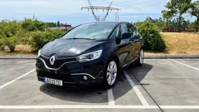 Vendo Renault Scénic 2017 - 12990 EUR, 172302 km - AUTO.MOTO.pt
