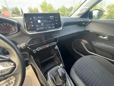 Sell Peugeot 208 2023 - 15500 EUR, 53000 km - AUTO.MOTO.pt