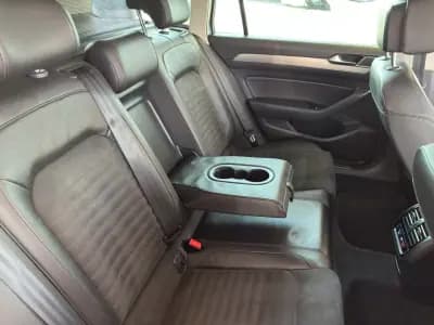 Vendo Volkswagen Passat Variant 2015 - 13950 EUR, 242286 km - AUTO.MOTO.pt