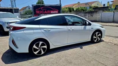 Sell Toyota Prius 2019 - 19000 EUR, 80000 km - AUTO.MOTO.pt