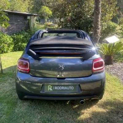 Vendo Citroën DS3 2013 - 14990 EUR, 156000 km - AUTO.MOTO.pt