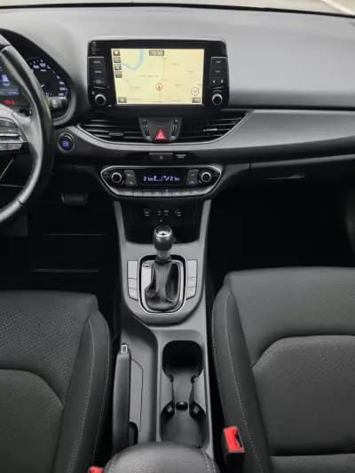 Vendo Hyundai i30 SW 2020 - 14990 EUR, 159000 km - AUTO.MOTO.pt