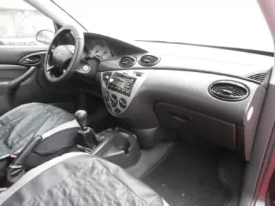 Vendo Ford Focus SW 2000 - 1750 EUR, 333468 km - AUTO.MOTO.pt