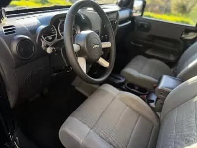 Vendo Jeep Wrangler Unlimited 2007 - 33800 EUR, 140826 km - AUTO.MOTO.pt