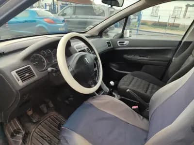 Vendo Peugeot 307 Break 2004 - 2490 EUR, 273000 km - AUTO.MOTO.pt