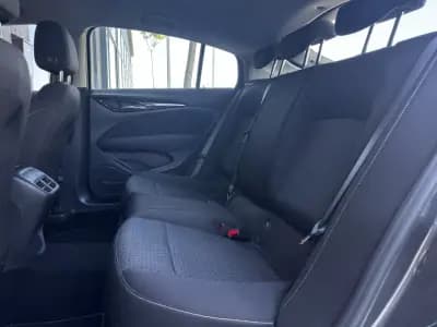 Vendo Opel Insignia Grand Sport 2022 - 17990 EUR, 102300 km - AUTO.MOTO.pt