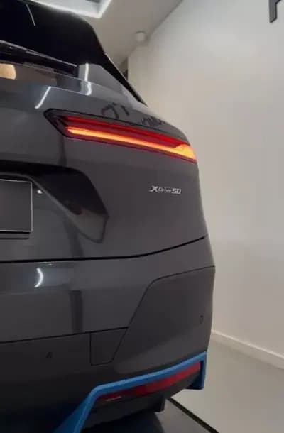 Vendo BMW iX 2022 - 67000 EUR, 72402 km - AUTO.MOTO.pt