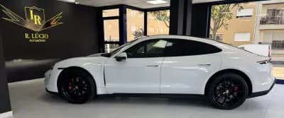 Vendo Porsche Taycan 2021 - 67000 EUR, 60000 km - AUTO.MOTO.pt