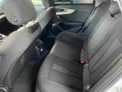 Vendo Audi A4 Avant 2019 - 25250 EUR, 82200 km - AUTO.MOTO.pt