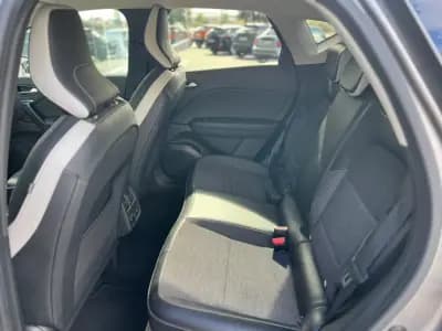 Sell Renault Captur 2023 - 18250 EUR, 72446 km - AUTO.MOTO.pt