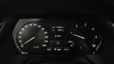 Vendo BMW 116 2021 - 21900 EUR, 104000 km - AUTO.MOTO.pt