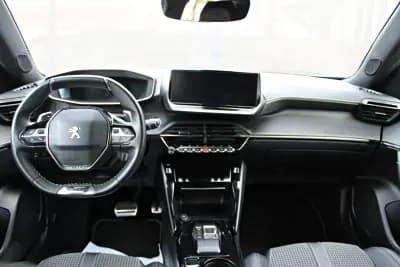 Vendo Peugeot 2008 2022 - 22900 EUR, 31255 km - AUTO.MOTO.pt