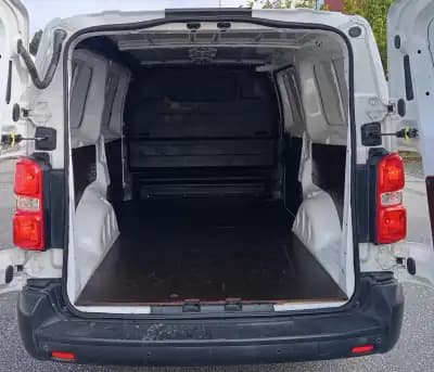 Sell Citroën Jumpy 2018 - 13900 EUR, 151160 km - AUTO.MOTO.pt