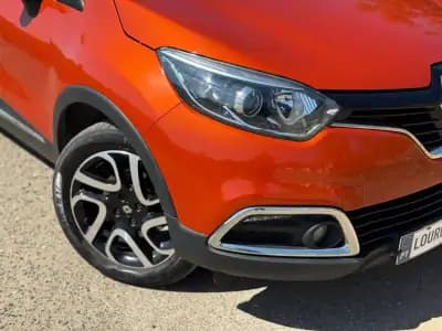 Vendo Renault Captur 2016 - 11900 EUR, 102000 km - AUTO.MOTO.pt