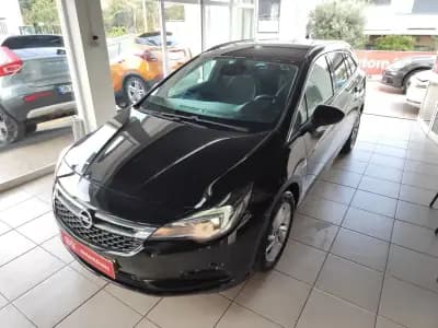 Vendo Opel Astra Sports Tourer 2016 - 8890 EUR, 174600 km - AUTO.MOTO.pt