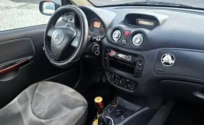 Vendo Citroën C2 2005 - 3999 EUR, 200000 km - AUTO.MOTO.pt