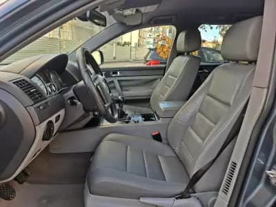Vendo Volkswagen Touareg 2006 - 10500 EUR, 240000 km - AUTO.MOTO.pt