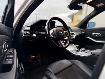 Vendo BMW 320 2022 - 31950 EUR, 89000 km - AUTO.MOTO.pt