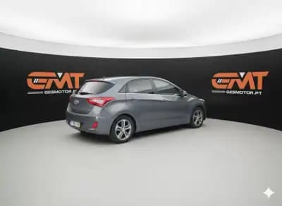Vendo Hyundai i30 2016 - 11490 EUR, 122000 km - AUTO.MOTO.pt