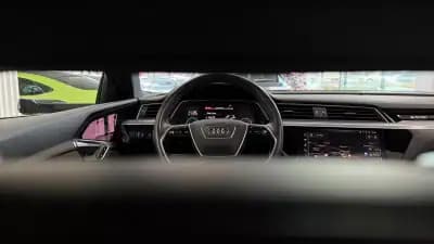 Vendo Audi e-tron Sportback 2020 - 36990 EUR, 52814 km - AUTO.MOTO.pt