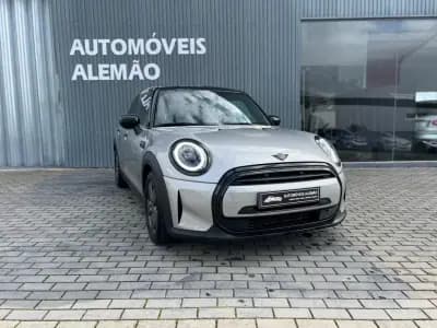 Sell MINI 2023 - 25750 EUR, 34717 km - AUTO.MOTO.pt